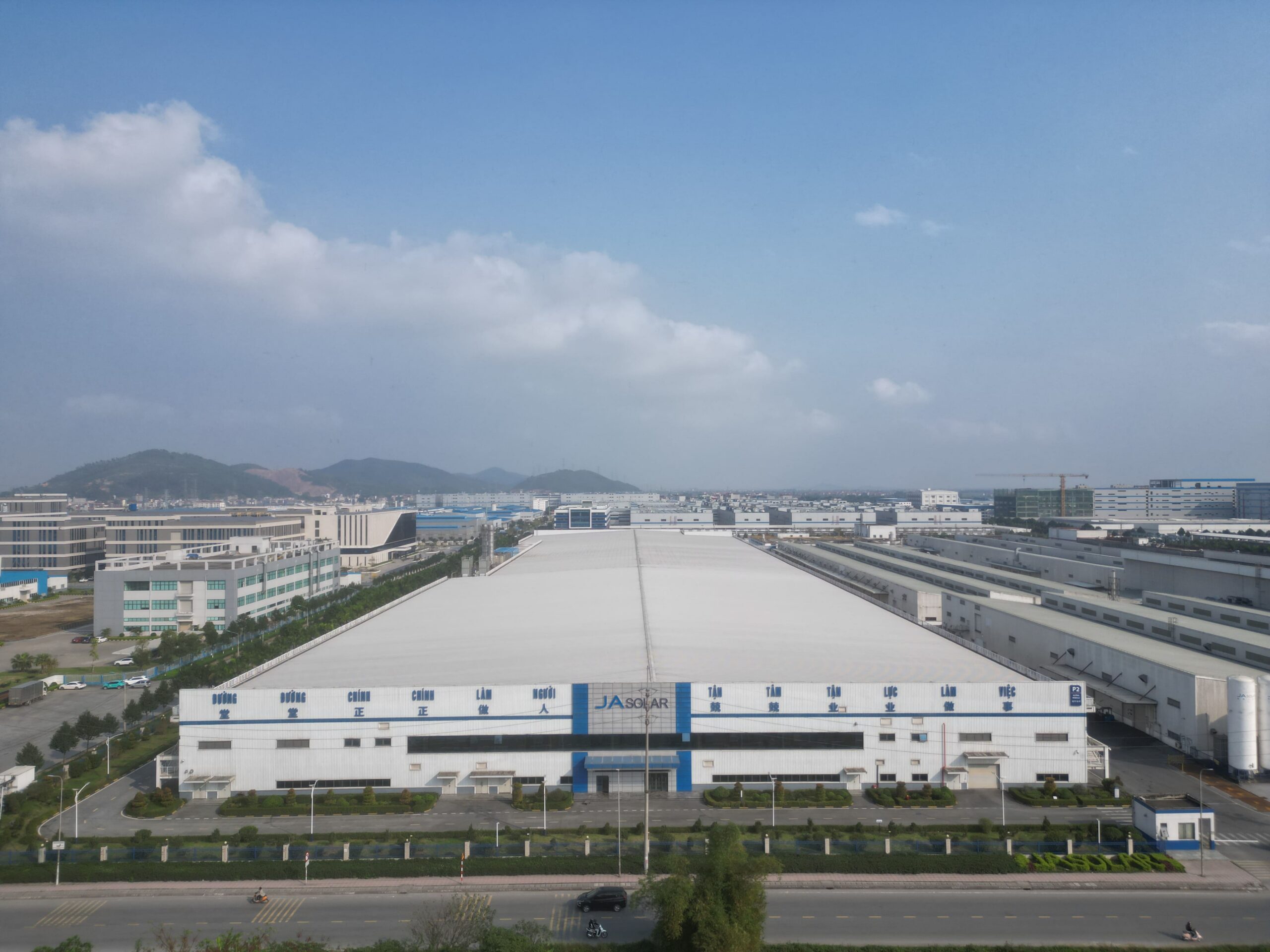 Công Ty Tnhh Công Nghệ Lens Việt Nam