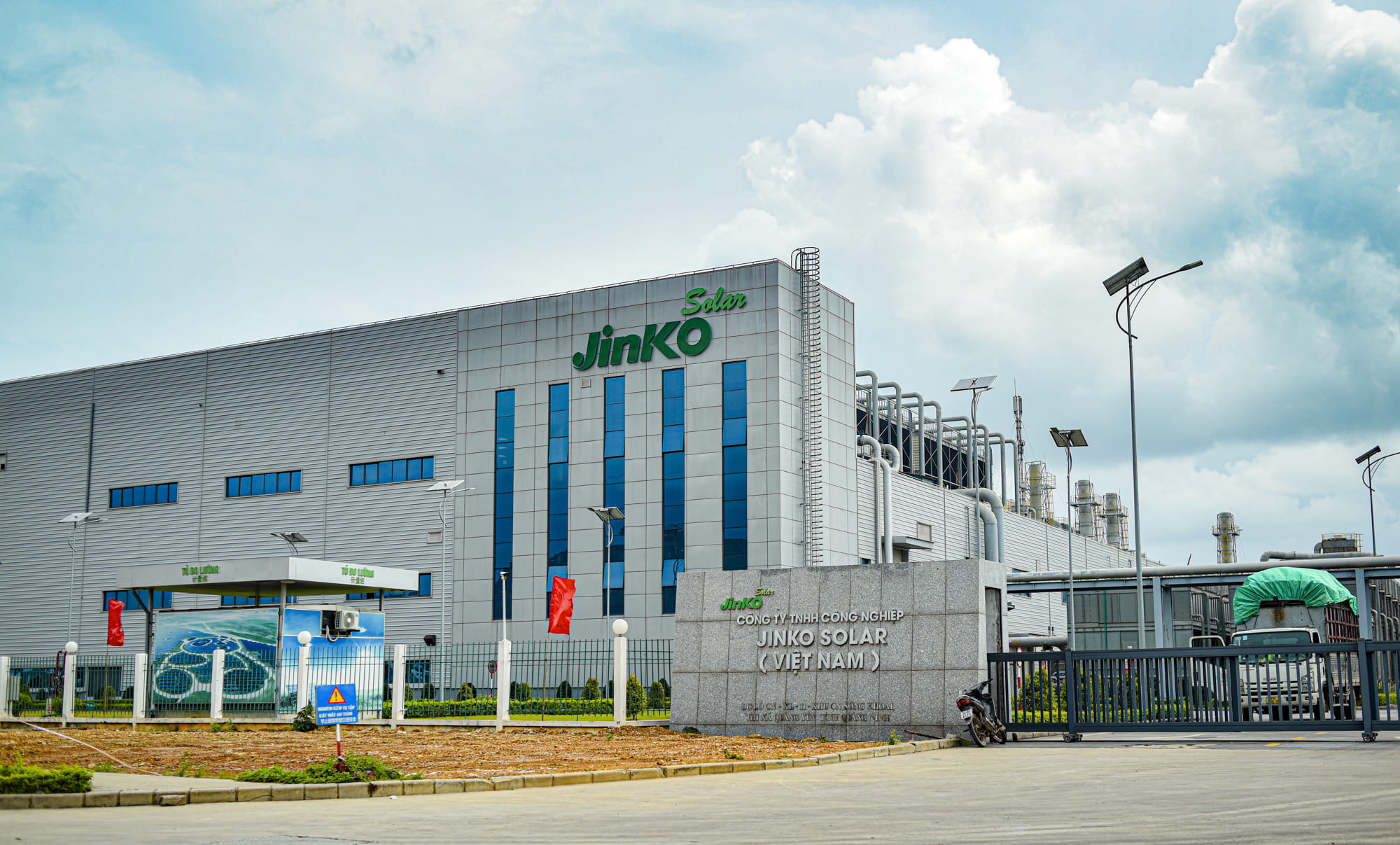Công Ty Tnhh Công Nghiệp Jinko Solar (Việt Nam)